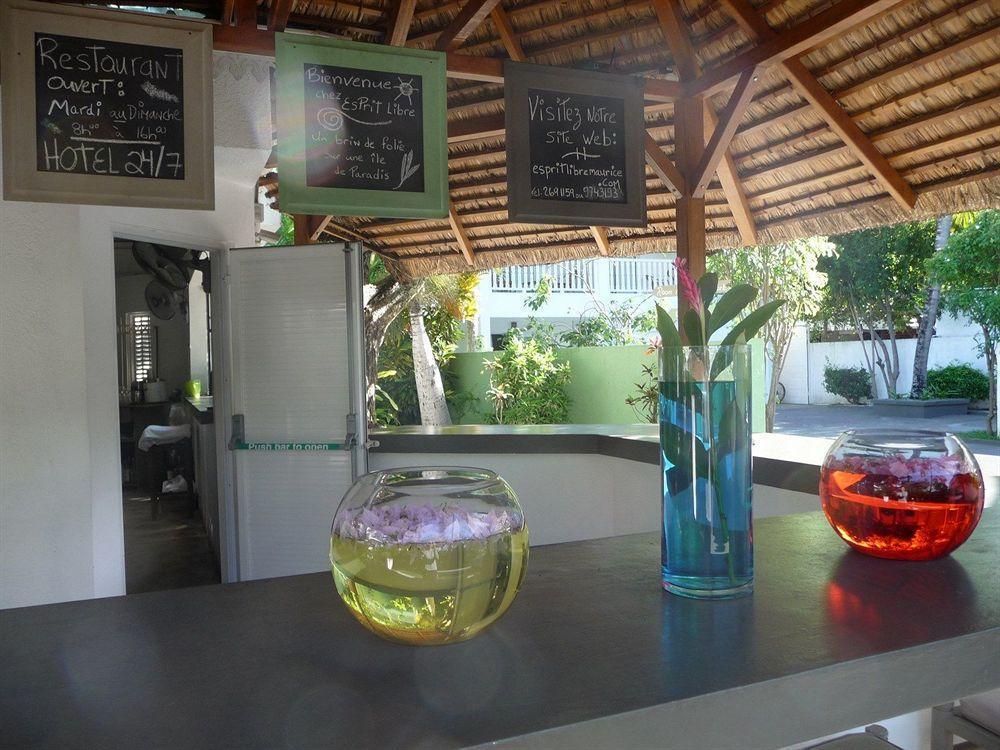 Esprit Libre Restaurant & Guest House Grand-Baie Exterior photo
