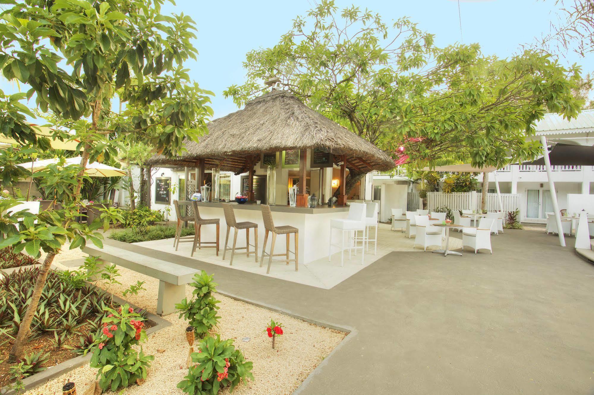 Esprit Libre Restaurant & Guest House Grand-Baie Exterior photo